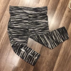 Aeropostale grey, Black and white yoga Capri